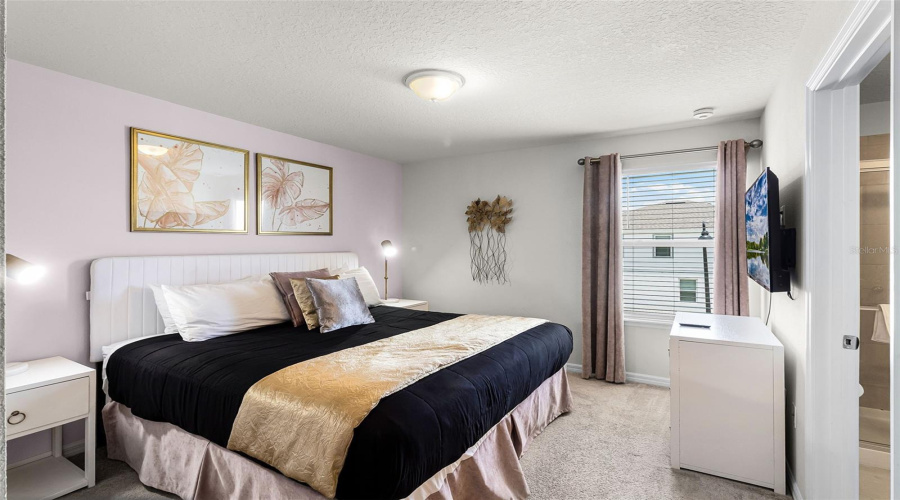 DAVENPORT, Florida 33897, 10 Bedrooms Bedrooms, ,8 BathroomsBathrooms,Residential,For Sale,LELANI,0,MFRS5130142