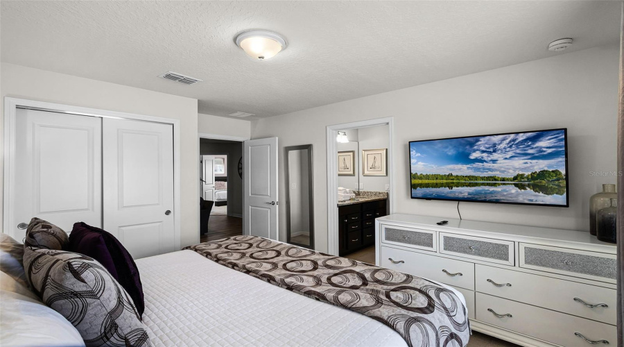 DAVENPORT, Florida 33897, 10 Bedrooms Bedrooms, ,8 BathroomsBathrooms,Residential,For Sale,LELANI,0,MFRS5130142