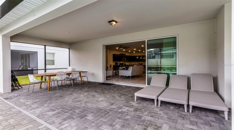 DAVENPORT, Florida 33897, 10 Bedrooms Bedrooms, ,8 BathroomsBathrooms,Residential,For Sale,LELANI,0,MFRS5130142