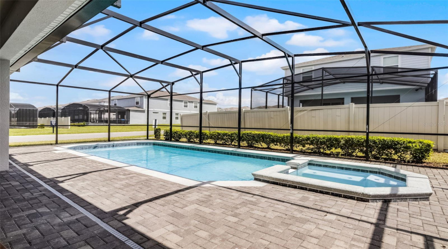 DAVENPORT, Florida 33897, 10 Bedrooms Bedrooms, ,8 BathroomsBathrooms,Residential,For Sale,LELANI,0,MFRS5130142