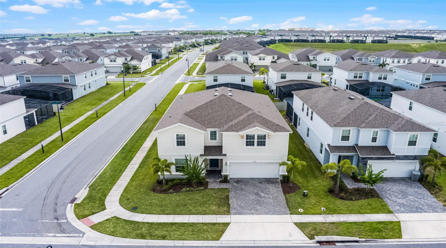 DAVENPORT, Florida 33897, 10 Bedrooms Bedrooms, ,8 BathroomsBathrooms,Residential,For Sale,LELANI,0,MFRS5130142