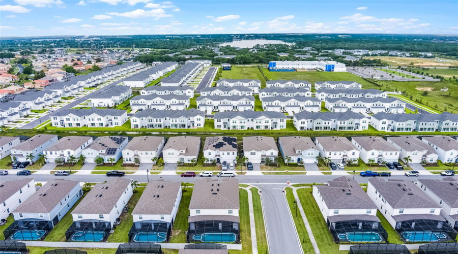 DAVENPORT, Florida 33897, 10 Bedrooms Bedrooms, ,8 BathroomsBathrooms,Residential,For Sale,LELANI,0,MFRS5130142