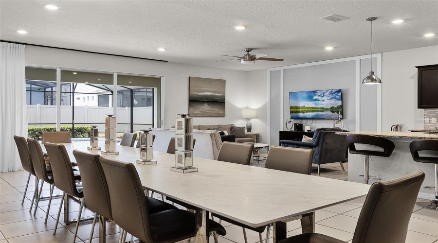 DAVENPORT, Florida 33897, 10 Bedrooms Bedrooms, ,8 BathroomsBathrooms,Residential,For Sale,LELANI,0,MFRS5130142
