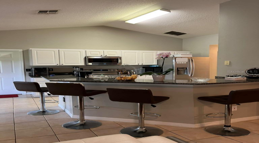 DAVENPORT, Florida 33896, 3 Bedrooms Bedrooms, ,2 BathroomsBathrooms,Residential,For Sale,VIA BIANCA,0,MFRS5131010