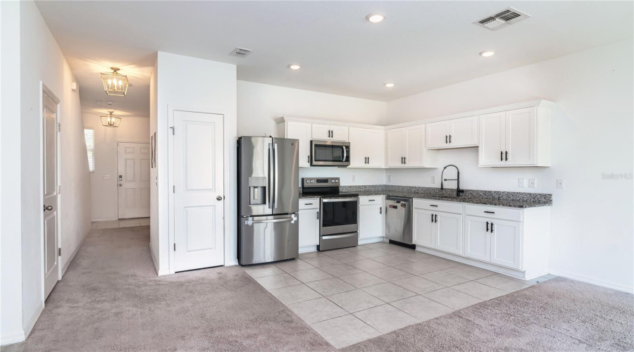 DAVENPORT, Florida 33837, 3 Bedrooms Bedrooms, ,2 BathroomsBathrooms,Residential,For Sale,MERRILL,0,MFRO6325945