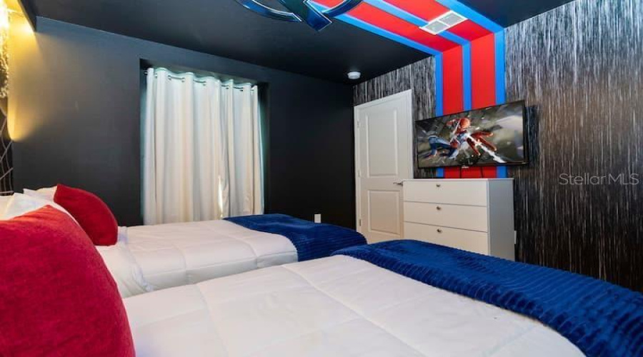 DAVENPORT, Florida 33897, 5 Bedrooms Bedrooms, ,4 BathroomsBathrooms,Residential,For Sale,PARADISE,0,MFRO6327268