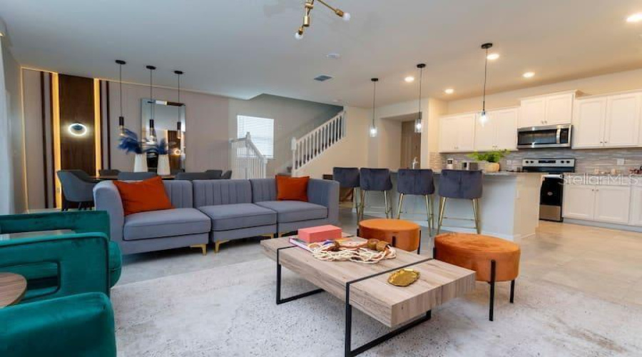 DAVENPORT, Florida 33897, 5 Bedrooms Bedrooms, ,4 BathroomsBathrooms,Residential,For Sale,PARADISE,0,MFRO6327268