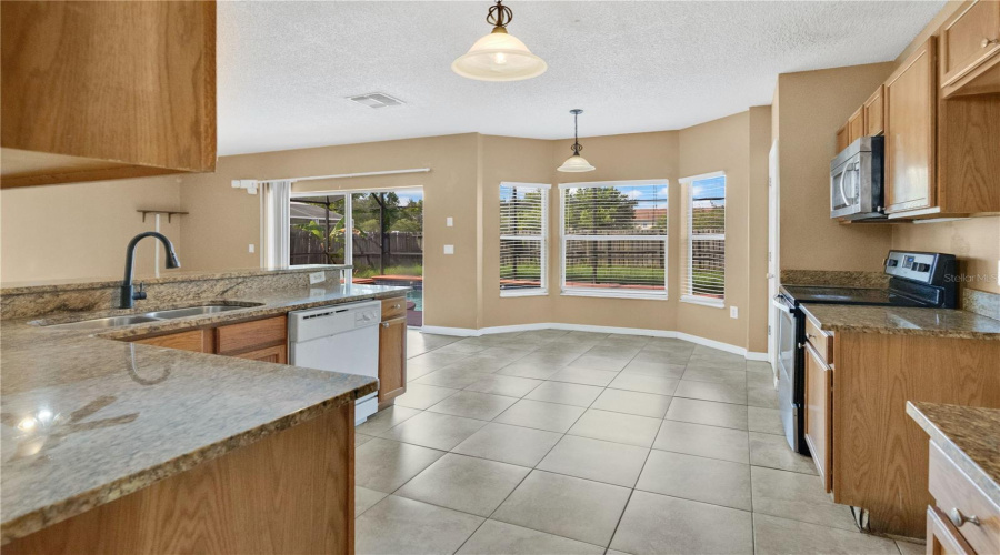 KISSIMMEE, Florida 34746, 4 Bedrooms Bedrooms, ,3 BathroomsBathrooms,Residential,For Sale,EAGLE POINTE,0,MFRO6326374