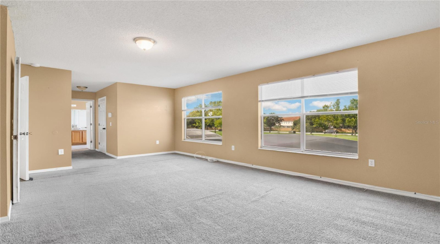 KISSIMMEE, Florida 34746, 4 Bedrooms Bedrooms, ,3 BathroomsBathrooms,Residential,For Sale,EAGLE POINTE,0,MFRO6326374