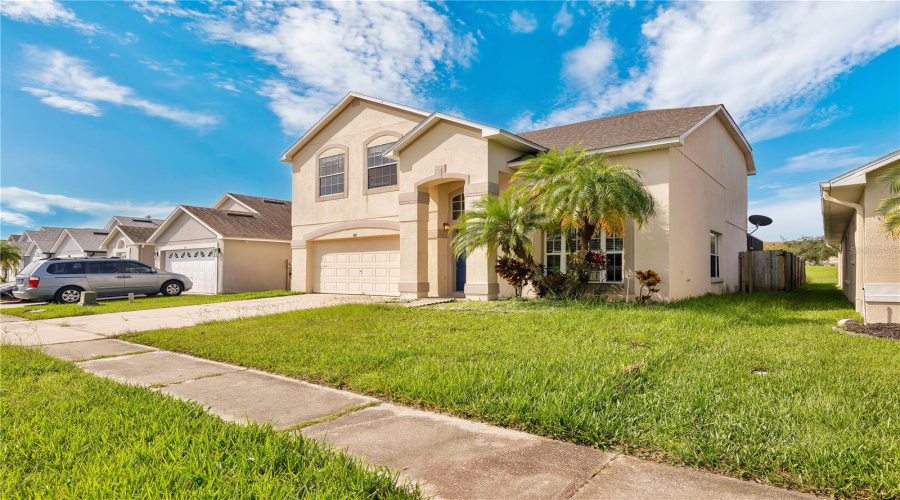 KISSIMMEE, Florida 34746, 4 Bedrooms Bedrooms, ,3 BathroomsBathrooms,Residential,For Sale,EAGLE POINTE,0,MFRO6326374