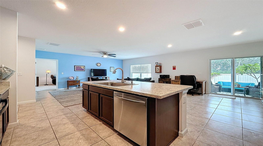 DAVENPORT, Florida 33837, 4 Bedrooms Bedrooms, ,2 BathroomsBathrooms,Residential,For Sale,BUTTON SAGE,0,MFRO6327891