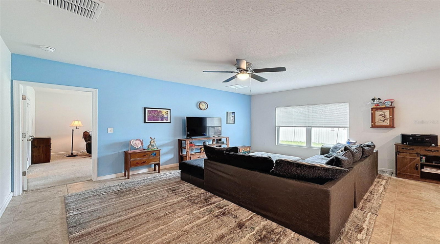 DAVENPORT, Florida 33837, 4 Bedrooms Bedrooms, ,2 BathroomsBathrooms,Residential,For Sale,BUTTON SAGE,0,MFRO6327891