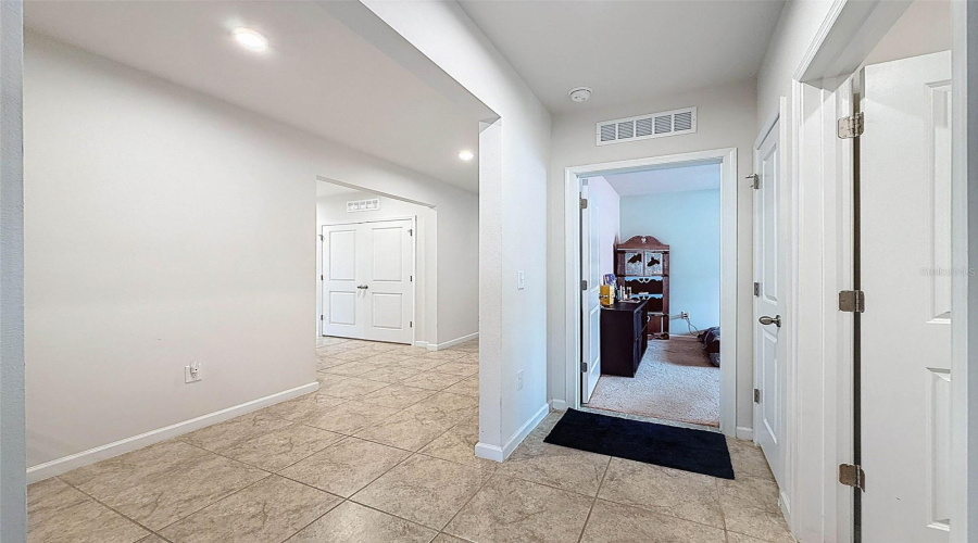 DAVENPORT, Florida 33837, 4 Bedrooms Bedrooms, ,2 BathroomsBathrooms,Residential,For Sale,BUTTON SAGE,0,MFRO6327891