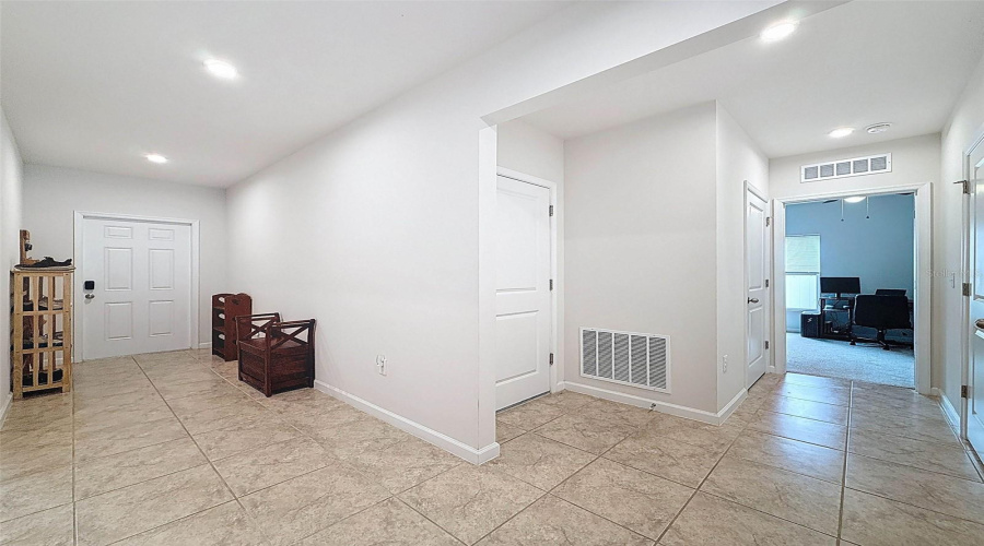 DAVENPORT, Florida 33837, 4 Bedrooms Bedrooms, ,2 BathroomsBathrooms,Residential,For Sale,BUTTON SAGE,0,MFRO6327891