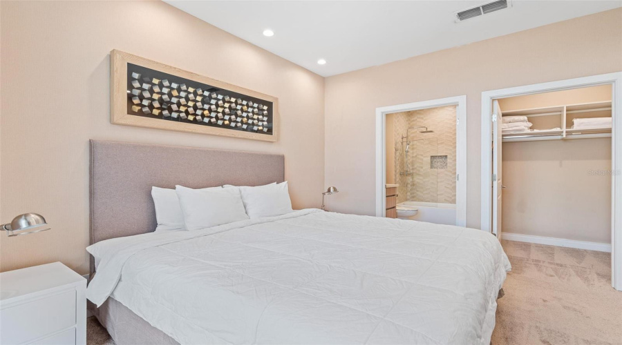 KISSIMMEE, Florida 34747, 3 Bedrooms Bedrooms, ,3 BathroomsBathrooms,Residential,For Sale,BROOKLYN,0,MFRO6327790