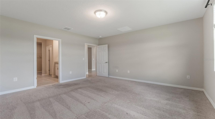 DAVENPORT, Florida 33896, 4 Bedrooms Bedrooms, ,2 BathroomsBathrooms,Residential,For Sale,VISTA VILLAGES,0,MFRO6327640