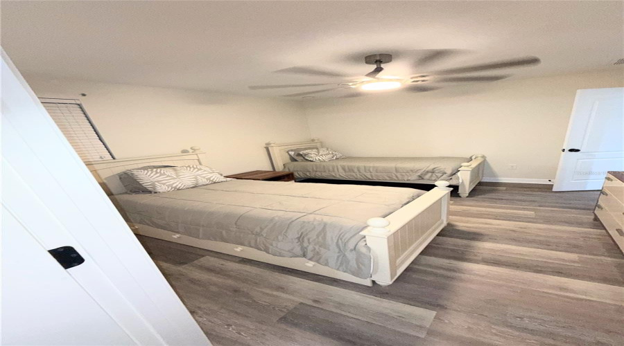 DAVENPORT, Florida 33896, 5 Bedrooms Bedrooms, ,4 BathroomsBathrooms,Residential,For Sale,MOON VALLEY,0,MFRS5131126