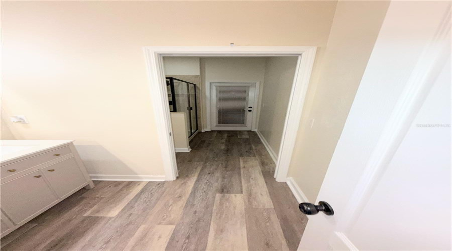 DAVENPORT, Florida 33896, 5 Bedrooms Bedrooms, ,4 BathroomsBathrooms,Residential,For Sale,MOON VALLEY,0,MFRS5131126