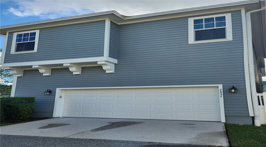 back garage door enterance