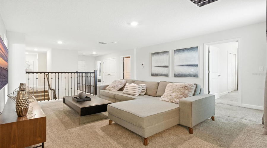DAVENPORT, Florida 33896, 9 Bedrooms Bedrooms, ,5 BathroomsBathrooms,Residential,For Sale,CRUDEN BAY,0,MFRO6321603