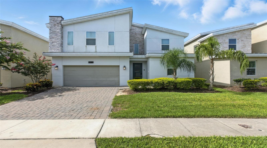 DAVENPORT, Florida 33896, 9 Bedrooms Bedrooms, ,5 BathroomsBathrooms,Residential,For Sale,CRUDEN BAY,0,MFRO6321603