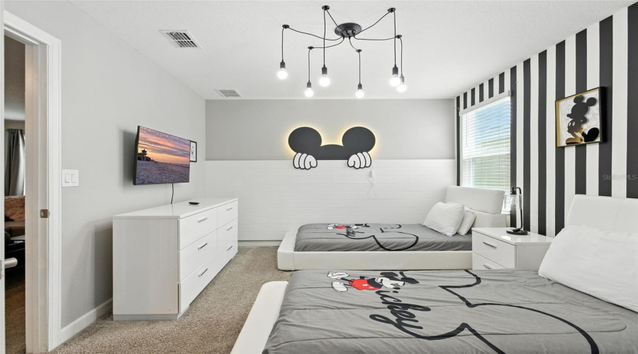 DAVENPORT, Florida 33896, 9 Bedrooms Bedrooms, ,5 BathroomsBathrooms,Residential,For Sale,CRUDEN BAY,0,MFRO6321603
