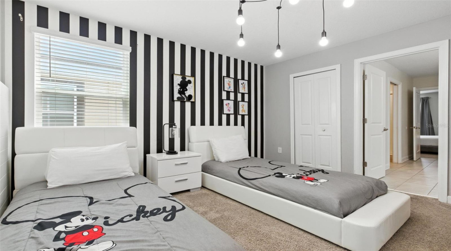 DAVENPORT, Florida 33896, 9 Bedrooms Bedrooms, ,5 BathroomsBathrooms,Residential,For Sale,CRUDEN BAY,0,MFRO6321603