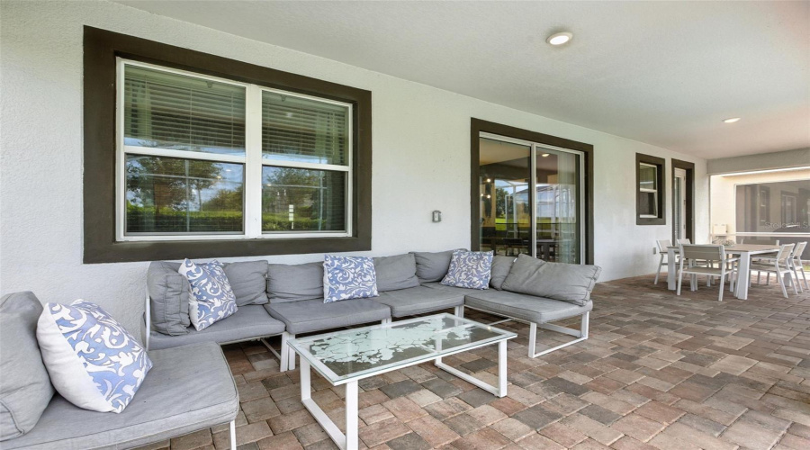 DAVENPORT, Florida 33896, 9 Bedrooms Bedrooms, ,5 BathroomsBathrooms,Residential,For Sale,CRUDEN BAY,0,MFRO6321603