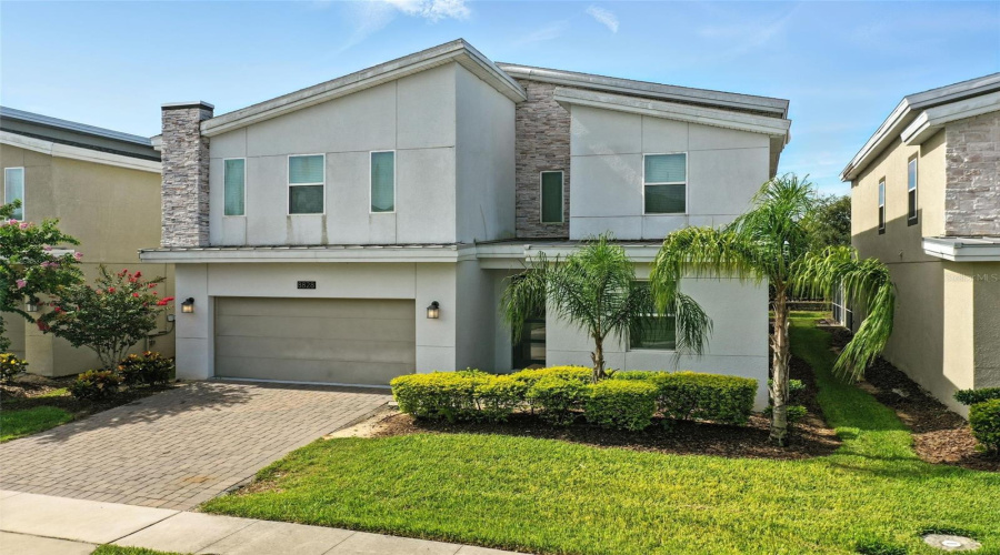 DAVENPORT, Florida 33896, 9 Bedrooms Bedrooms, ,5 BathroomsBathrooms,Residential,For Sale,CRUDEN BAY,0,MFRO6321603