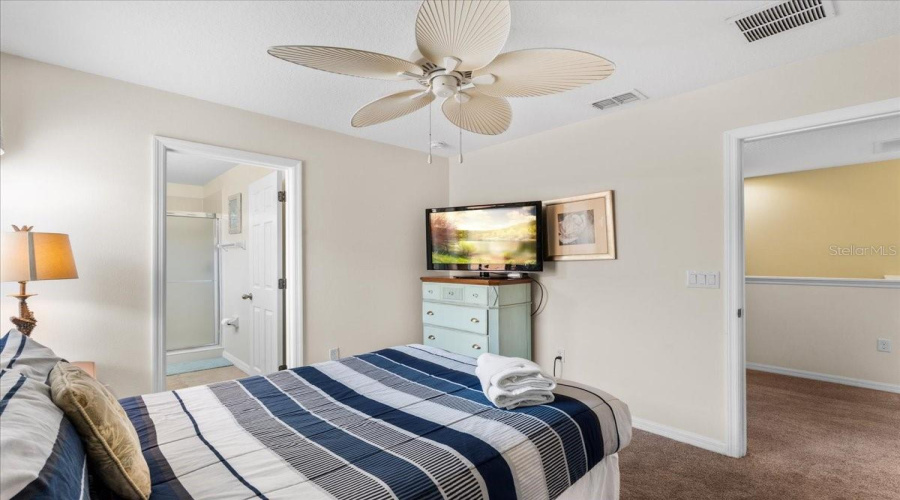 KISSIMMEE, Florida 34746, 6 Bedrooms Bedrooms, ,5 BathroomsBathrooms,Residential,For Sale,LAS FUENTES,0,MFRO6327906