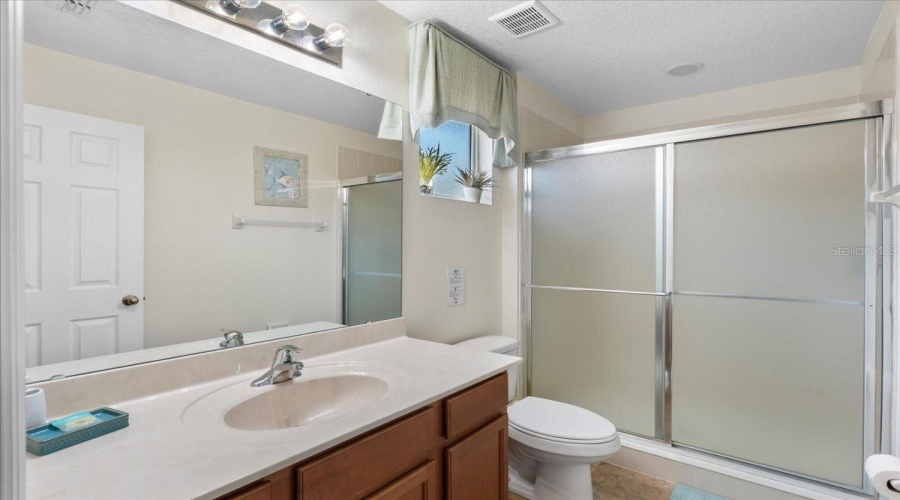 KISSIMMEE, Florida 34746, 6 Bedrooms Bedrooms, ,5 BathroomsBathrooms,Residential,For Sale,LAS FUENTES,0,MFRO6327906