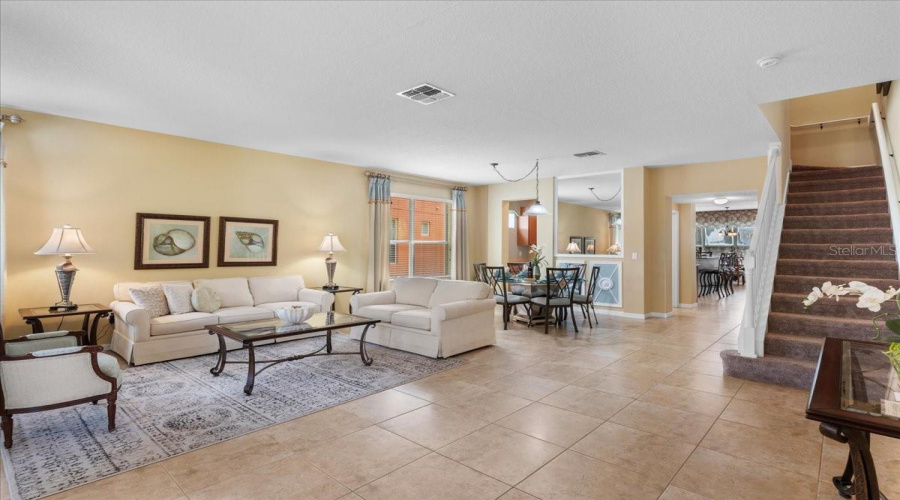 KISSIMMEE, Florida 34746, 6 Bedrooms Bedrooms, ,5 BathroomsBathrooms,Residential,For Sale,LAS FUENTES,0,MFRO6327906