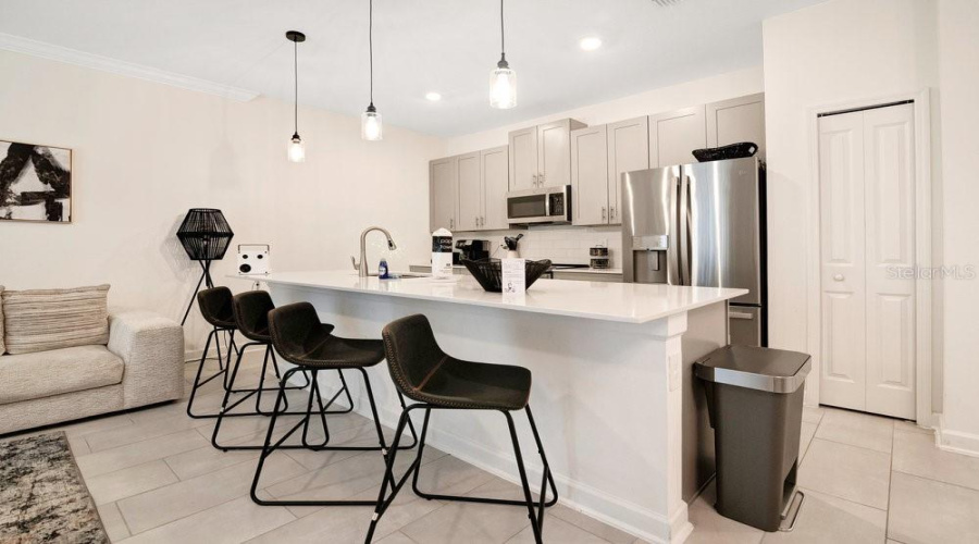 KISSIMMEE, Florida 34746, 4 Bedrooms Bedrooms, ,3 BathroomsBathrooms,Residential,For Sale,READING,0,MFRO6280511