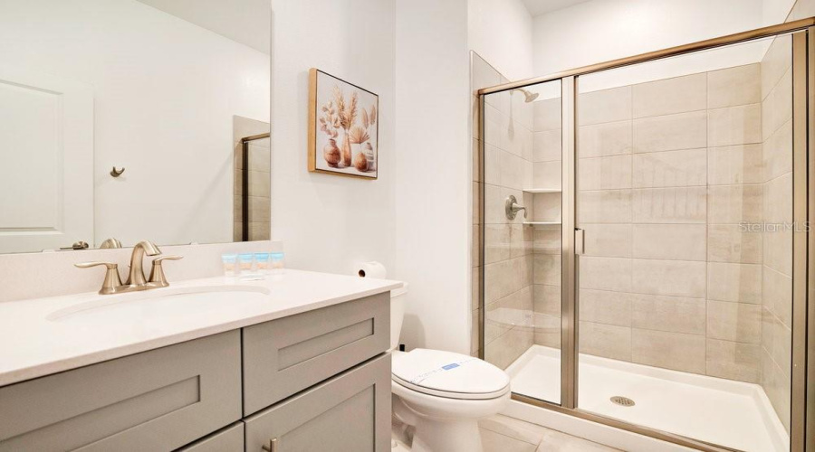 KISSIMMEE, Florida 34746, 4 Bedrooms Bedrooms, ,3 BathroomsBathrooms,Residential,For Sale,READING,0,MFRO6280511