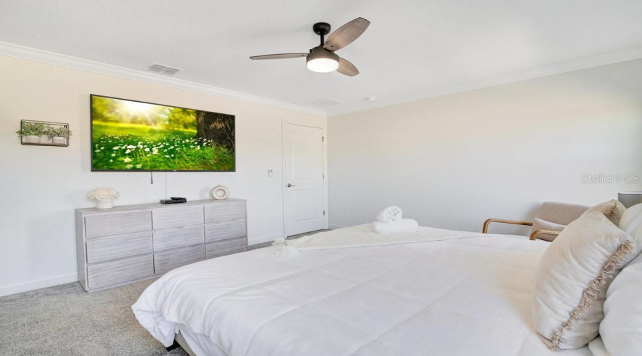KISSIMMEE, Florida 34746, 4 Bedrooms Bedrooms, ,3 BathroomsBathrooms,Residential,For Sale,READING,0,MFRO6280511