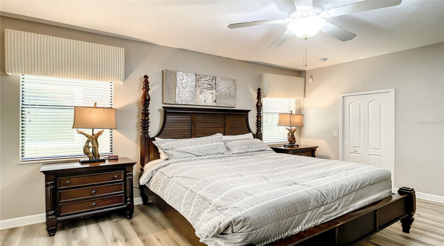 DAVENPORT, Florida 33896, 8 Bedrooms Bedrooms, ,5 BathroomsBathrooms,Residential,For Sale,WEXFORD,0,MFRO6240717