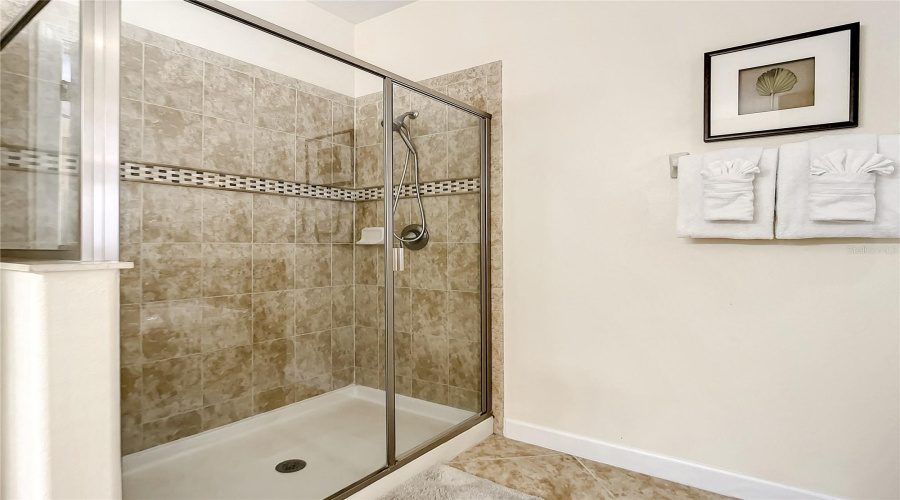 DAVENPORT, Florida 33896, 8 Bedrooms Bedrooms, ,5 BathroomsBathrooms,Residential,For Sale,WEXFORD,0,MFRO6240717