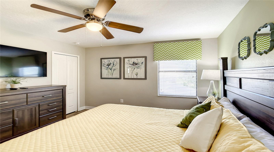 DAVENPORT, Florida 33896, 8 Bedrooms Bedrooms, ,5 BathroomsBathrooms,Residential,For Sale,WEXFORD,0,MFRO6240717