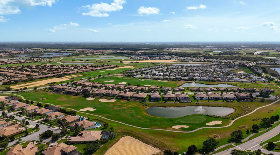 DAVENPORT, Florida 33896, 8 Bedrooms Bedrooms, ,5 BathroomsBathrooms,Residential,For Sale,WEXFORD,0,MFRO6240717