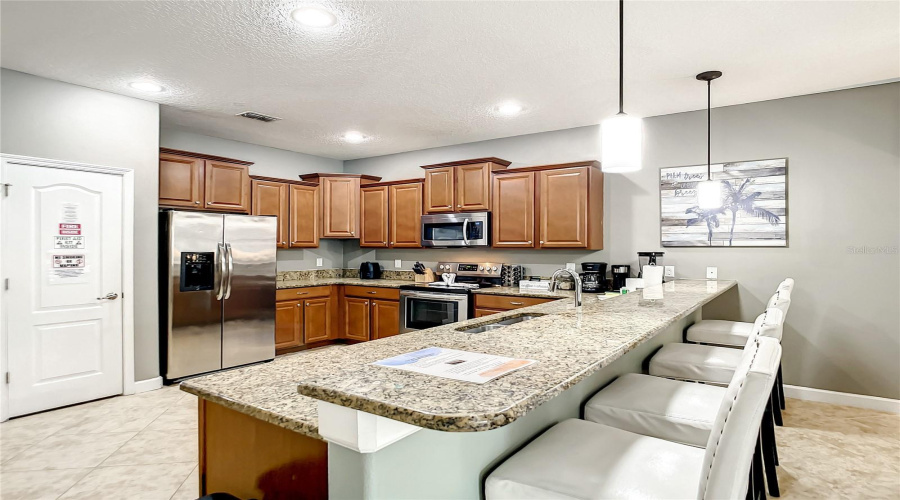 DAVENPORT, Florida 33896, 8 Bedrooms Bedrooms, ,5 BathroomsBathrooms,Residential,For Sale,WEXFORD,0,MFRO6240717