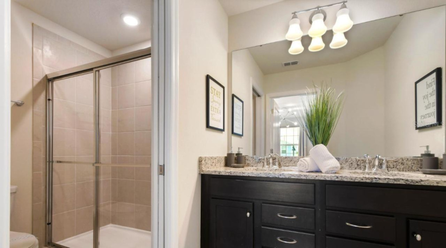 DAVENPORT, Florida 33897, 7 Bedrooms Bedrooms, ,5 BathroomsBathrooms,Residential,For Sale,LILAC,0,MFRS5120303