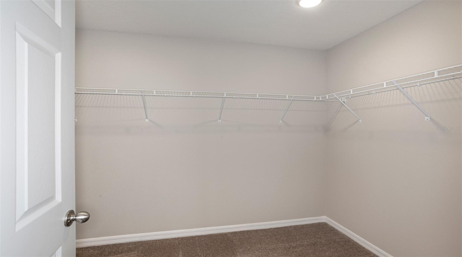 DAVENPORT, Florida 33837, 4 Bedrooms Bedrooms, ,2 BathroomsBathrooms,Residential,For Sale,RIVER BEACON,0,MFRTB8408537