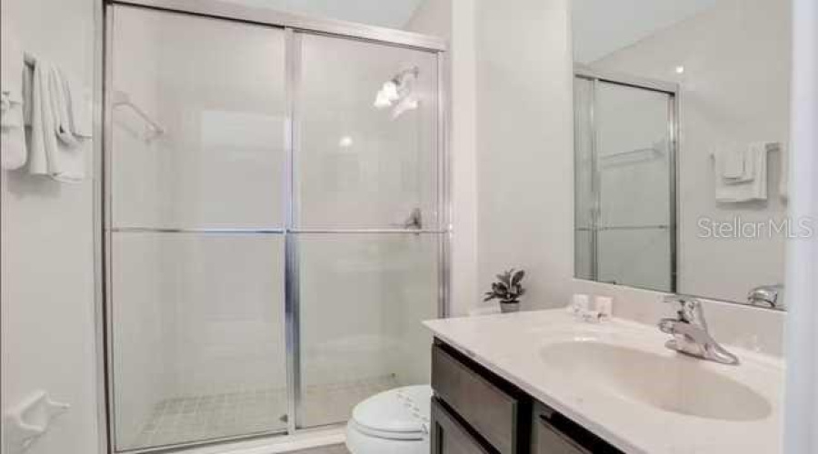 DAVENPORT, Florida 33837, 6 Bedrooms Bedrooms, ,4 BathroomsBathrooms,Residential,For Sale,ACORN,0,MFRG5099708