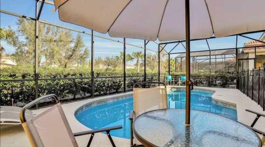 DAVENPORT, Florida 33837, 6 Bedrooms Bedrooms, ,4 BathroomsBathrooms,Residential,For Sale,ACORN,0,MFRG5099708