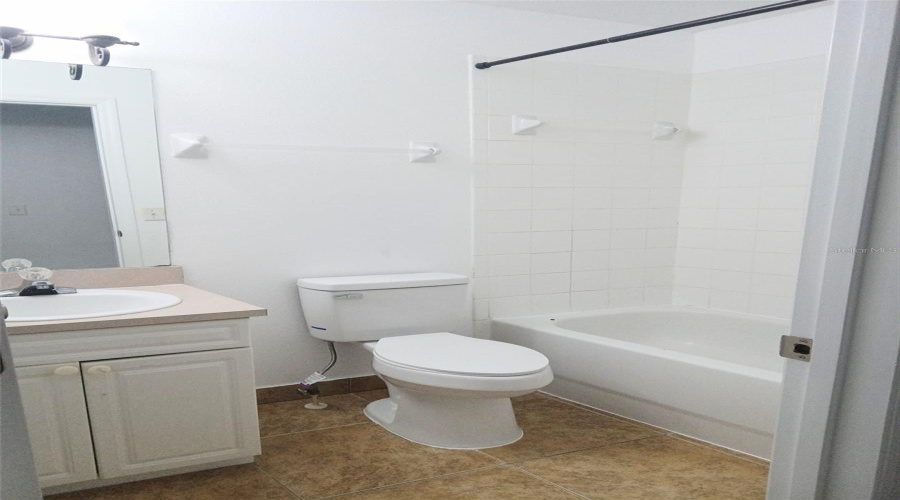 DAVENPORT, Florida 33897, 4 Bedrooms Bedrooms, ,3 BathroomsBathrooms,Residential,For Sale,COCONUT PALM,0,MFRS5130882