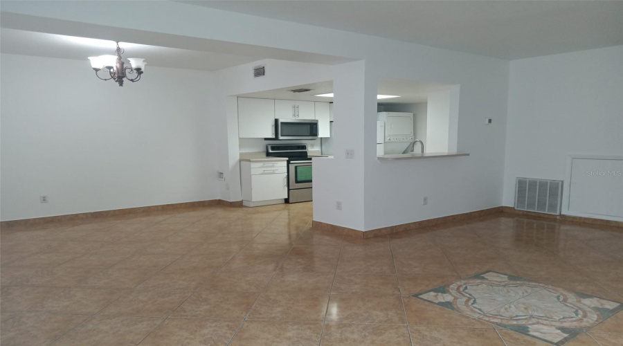 DAVENPORT, Florida 33897, 4 Bedrooms Bedrooms, ,3 BathroomsBathrooms,Residential,For Sale,COCONUT PALM,0,MFRS5130882
