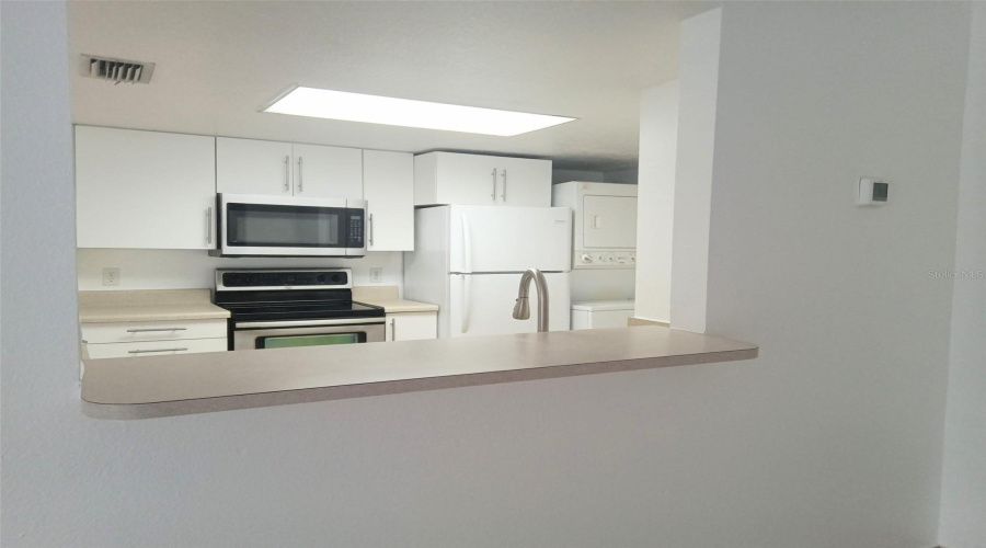 DAVENPORT, Florida 33897, 4 Bedrooms Bedrooms, ,3 BathroomsBathrooms,Residential,For Sale,COCONUT PALM,0,MFRS5130882