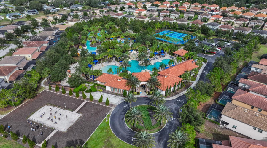 DAVENPORT, Florida 33837, 9 Bedrooms Bedrooms, ,7 BathroomsBathrooms,Residential,For Sale,OAKWOOD,0,MFRL4948746