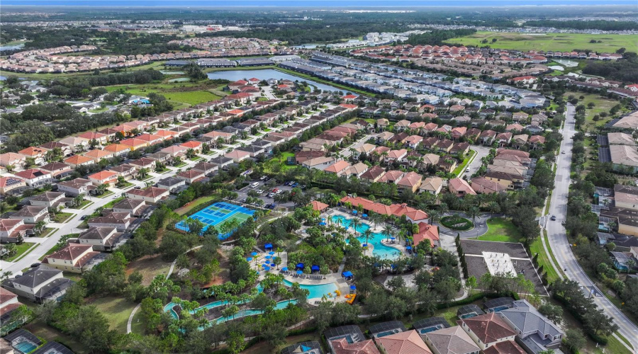 DAVENPORT, Florida 33837, 9 Bedrooms Bedrooms, ,7 BathroomsBathrooms,Residential,For Sale,OAKWOOD,0,MFRL4948746