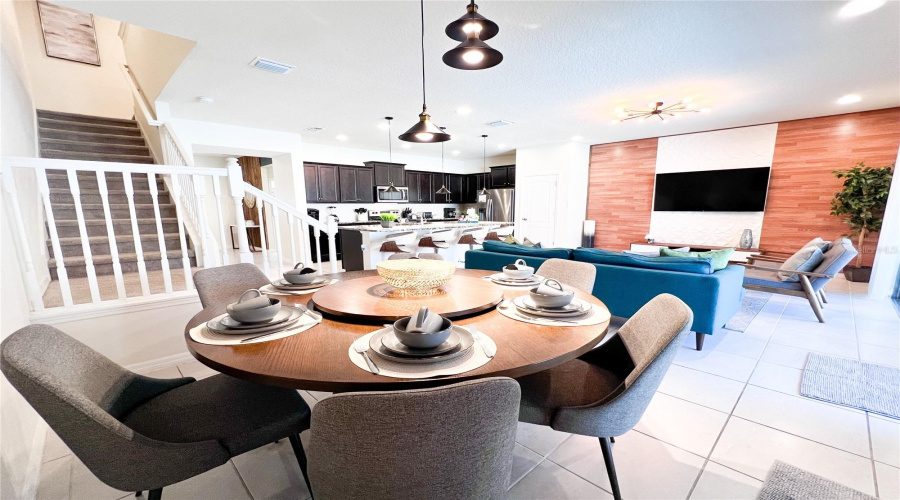 KISSIMMEE, Florida 34747, 5 Bedrooms Bedrooms, ,4 BathroomsBathrooms,Residential,For Sale,DUBAI,0,MFRO6328274